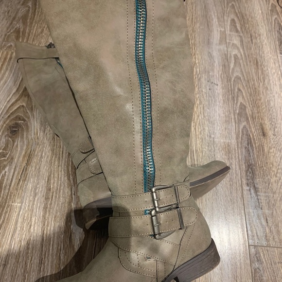 Women’s Madden Girl boots tan colour - Picture 1 of 3
